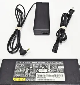 Fmv-ac323b Fujitsu Genuine Laptop Charger Ac Adapter Power Supply 19v 5.27a 100w