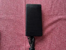 N-0957-2482 Hp N09572482 Ac Adapter 3-prong P/n-0957-2482 Output- 32v-5625ma