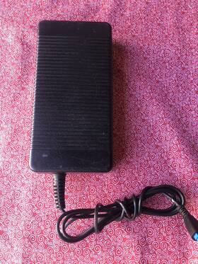 Hp V5625ma Ac Power Adapter 3-prong 0957-2482 3 Output- 32v-5625ma