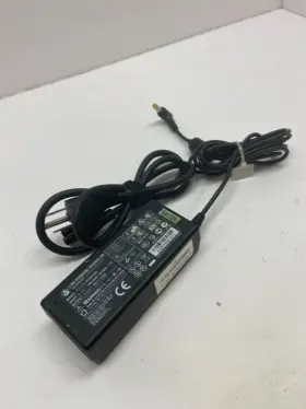 0335a1965 Li Shin International Enterprise Corp. Ac/dc Power Adapter P/n / 19v /3.42a