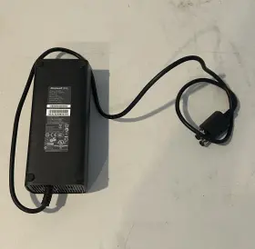 A10-120p1a Microsoft Ac Adapter 12v 9.6a 120w Black Used Working