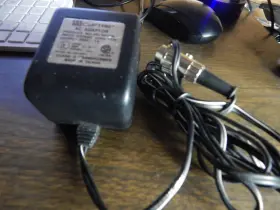 Aec-4890 Sceptre Pd9010a Ac Adapter 9vdc 1a Power Model Aec-4890/lr6888